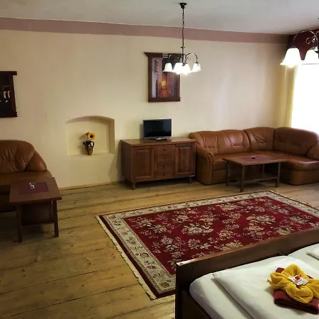 Pod Radnicí Penzion